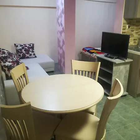 Magelan * Ρούσε